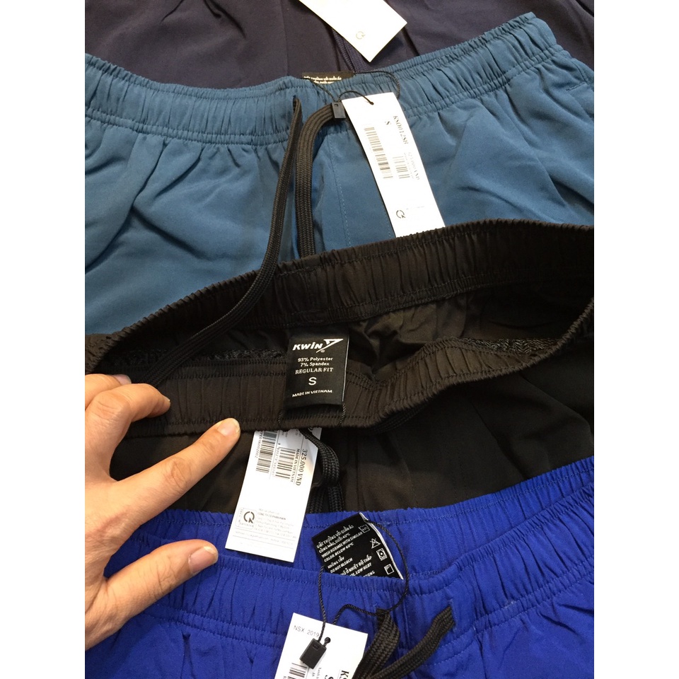 Quần short gió chất thể thao nam KWIN  ASO012S8 - ASO009S8 co giãn 4 chiều, có dây rút, hai túi có khoá kéo
