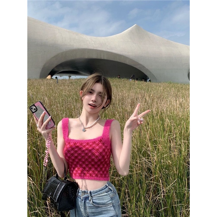 Áo hai dây dáng ôm gợi cảm theo phong cách Hàn Quốc dành cho nữ