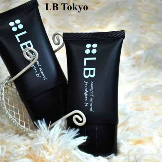 LB Kem nền khoáng chất dưỡng ẩm " Essential Mineral Foundation N"