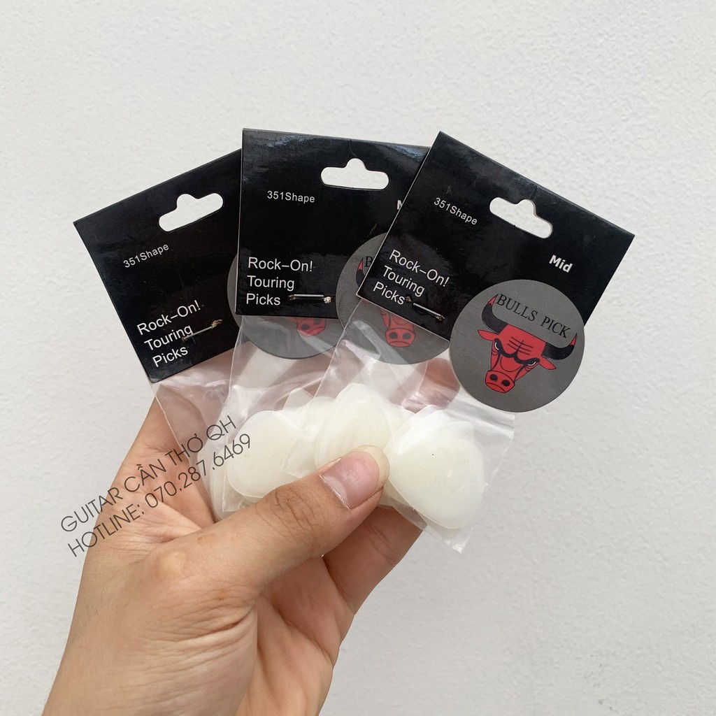 Pick gảy - phím gảy Guitar Bulls Pick - Combo 12 Pick