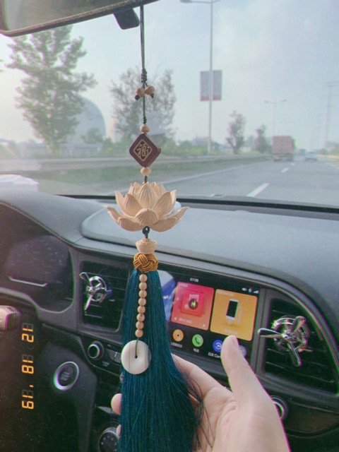 Khánh treo ô tô hoa sen gỗ Hoàng Dương Hàng loại 1 cao cấp( Kèm ảnh thật Có sẵn) | BigBuy360 - bigbuy360.vn