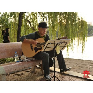 Giá để bản nhạc đàn guitar