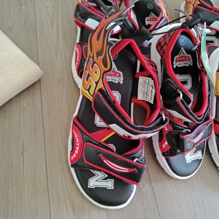 giày Sandal bé trai xe đỏ