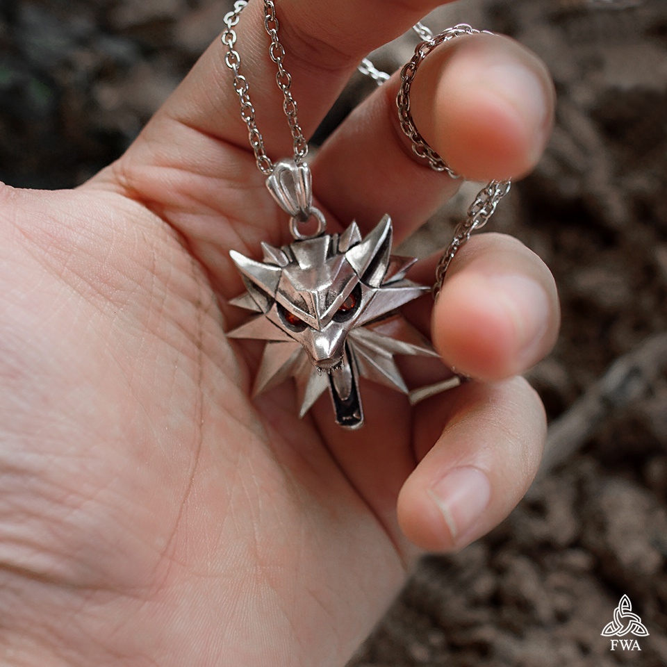 Mặt bạc nam FWA Sói Witcher - The Witcher Game