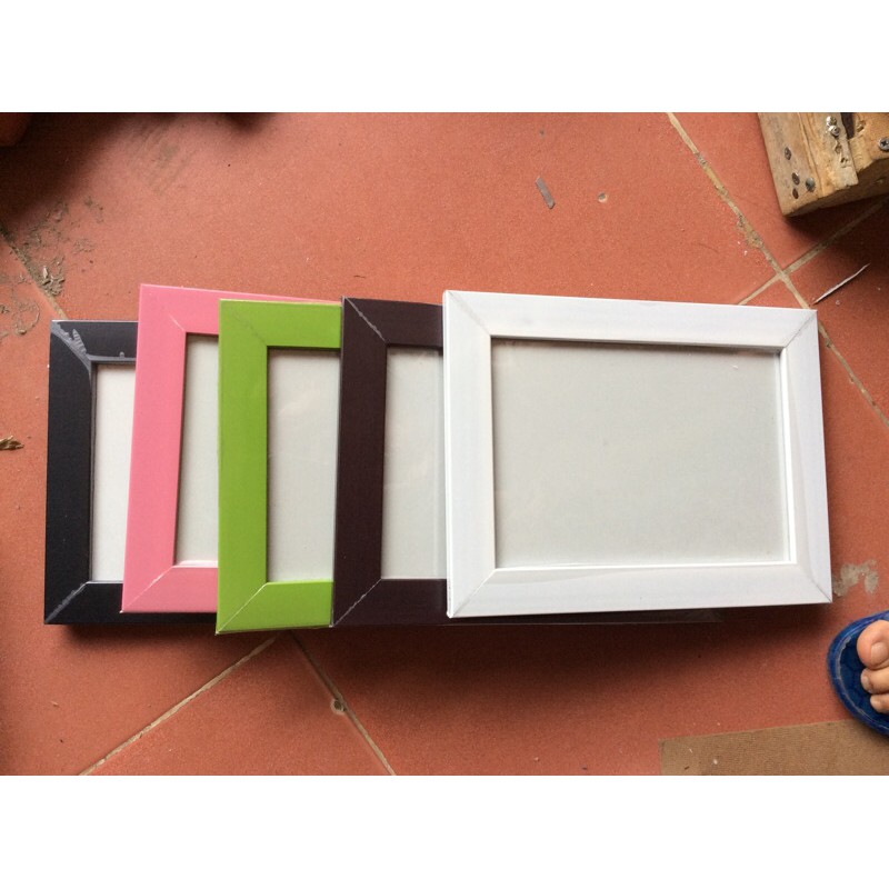 Bán sỉ lẻ khung ảnh 10x15, 13x18, 15x21 mặt kính chọn màu kèm chân