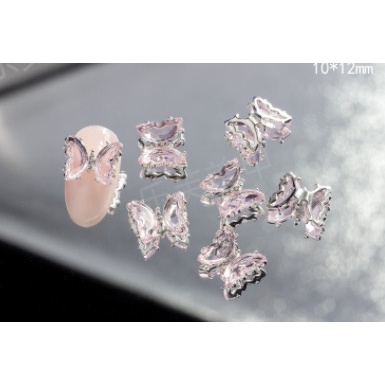 charm buom đá nhiều màu nhé ạ