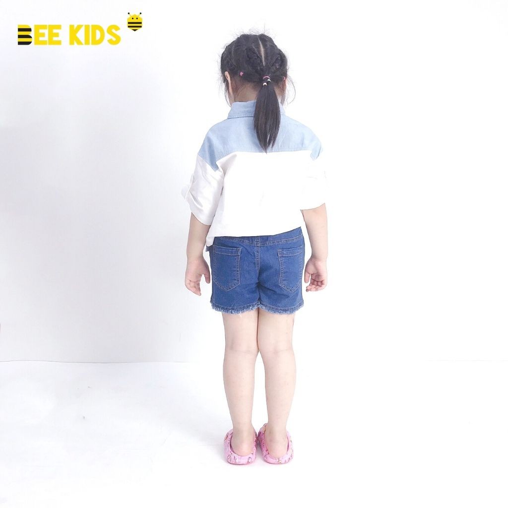 Quần Short Bò Bee Kids Thêu Họa Tiết Thân Trước, Gấu Tua Cho Bé Gái (4 - 14 tuổi) 7QJ01602SX