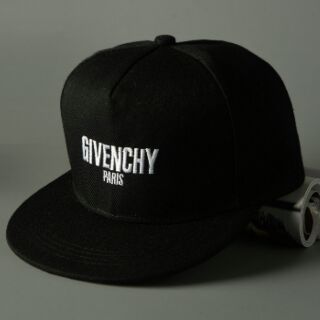 (120k sale 90k) Snapback Givenchy