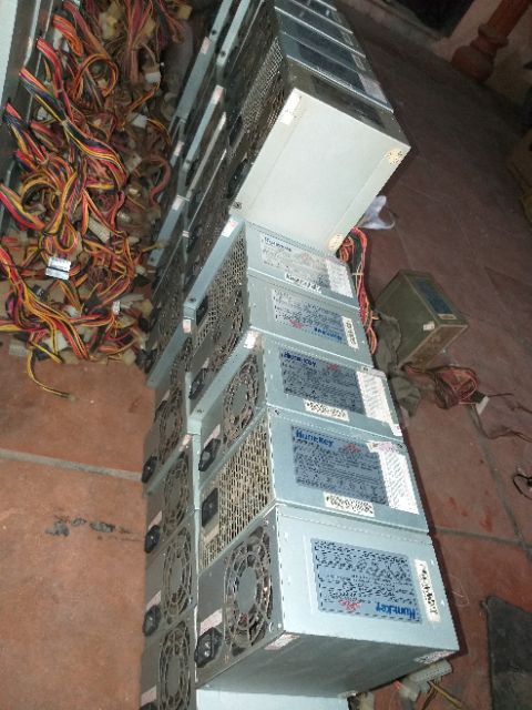 Nguồn máy tính 350w fan 8 nguyên bản zin tem hãng  vẫn còn không han rỉ