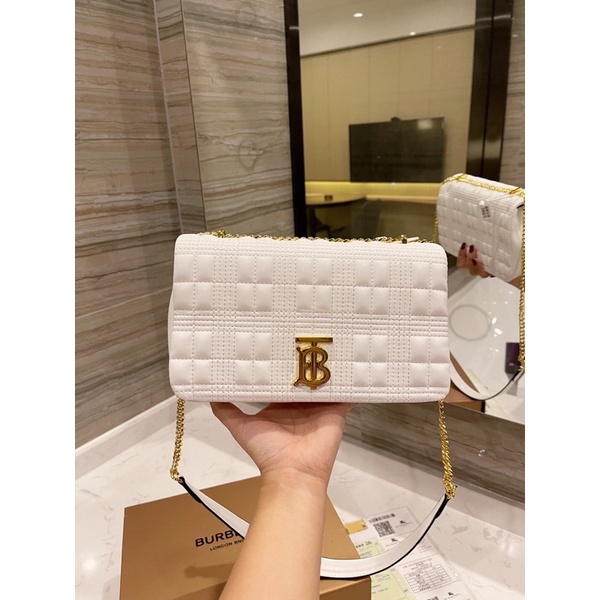 Túi xách Burberry size 23cm