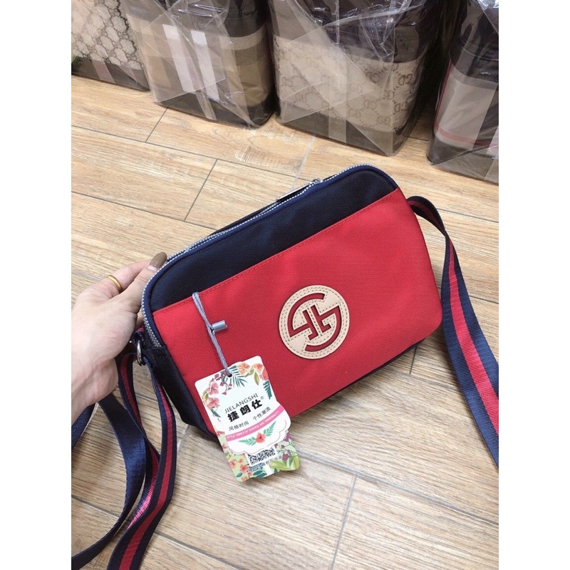 Túi đeo chéo thời trang