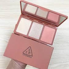 Bảng Phấn Highlight Bắt Sáng 3CE Strobing Skin Palette