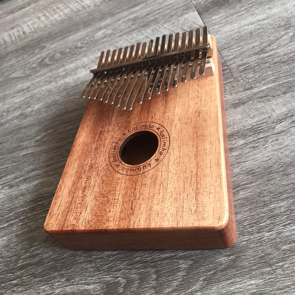 Đàn kalimba 17 phím khắc nốt sẵn - Gỗ mahogany âm bao vang