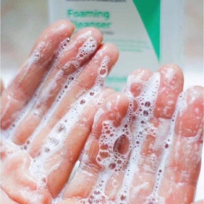 Sữa rửa mặt làm sạch dịu nhẹ cho da dầu da khô CeraVe Foaming Facial Cleanser