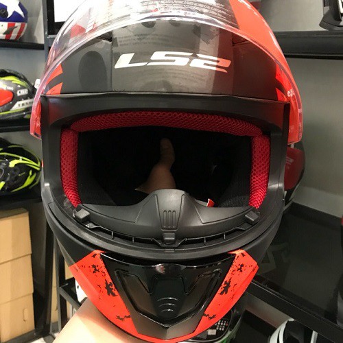 Chụp mũi mũ full face HJC