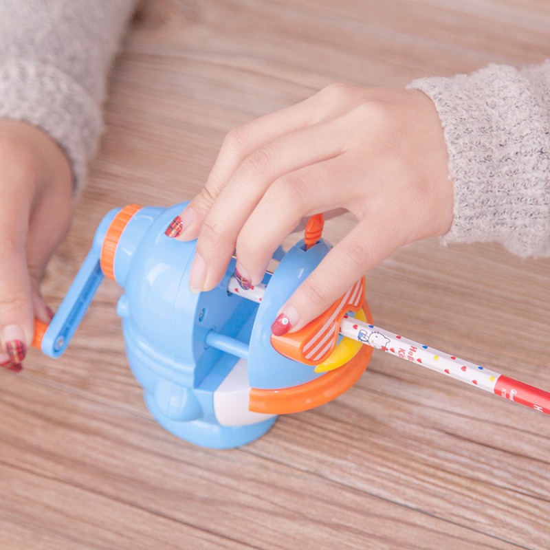 Gọt chì quay tay hình chim cánh cụt Guangbo BQ9719