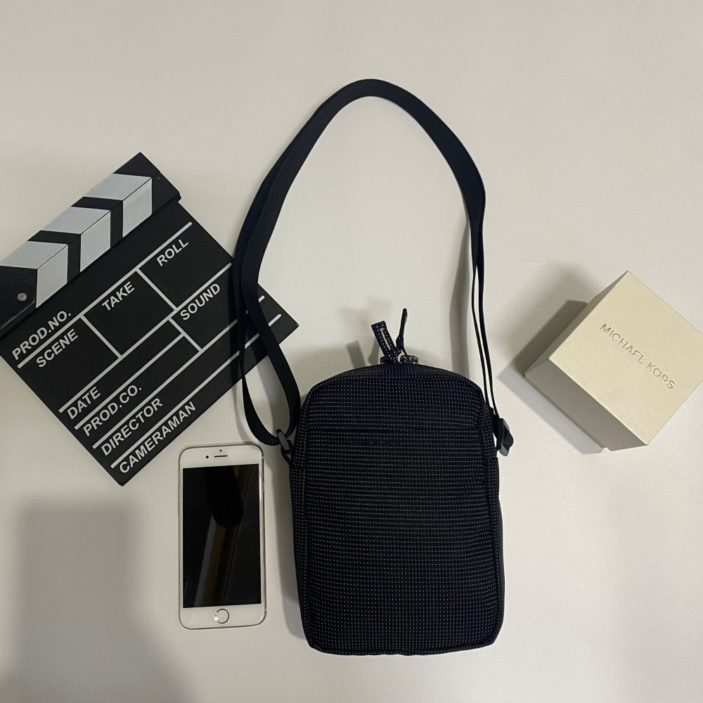 Túi đeo chéo Sport Pouch Bag