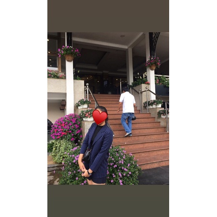 2 Hand suit( Like new)