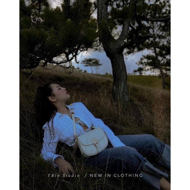 TBS | áo sơ mi buộc ngực - quần jeans gập gấu