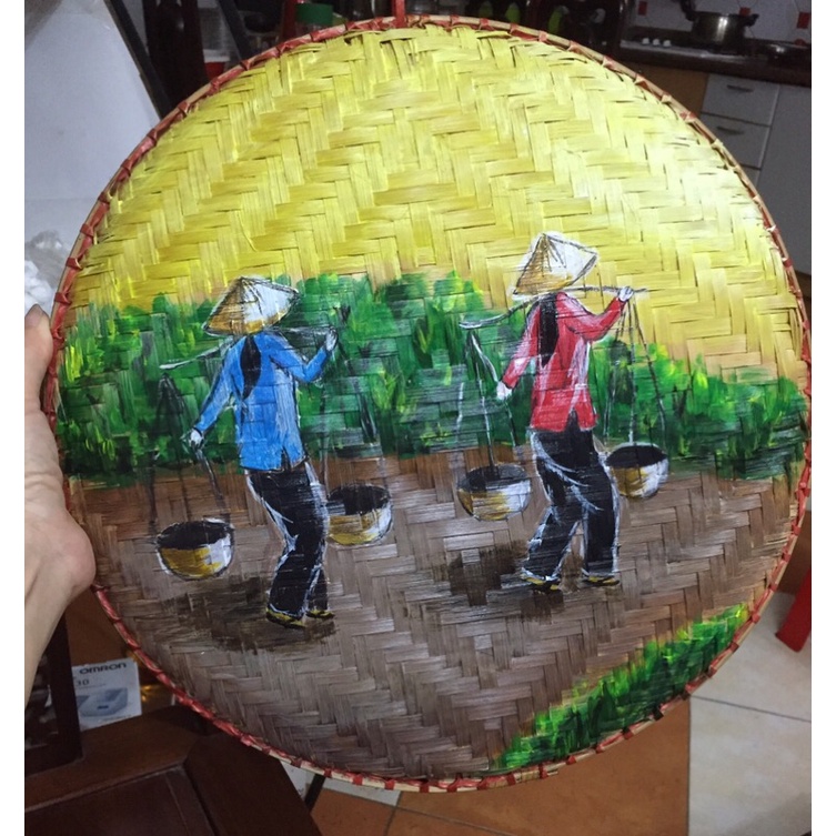 Tranh vẽ Hồ gươm, phố cổ size 45cm trên mẹt tre