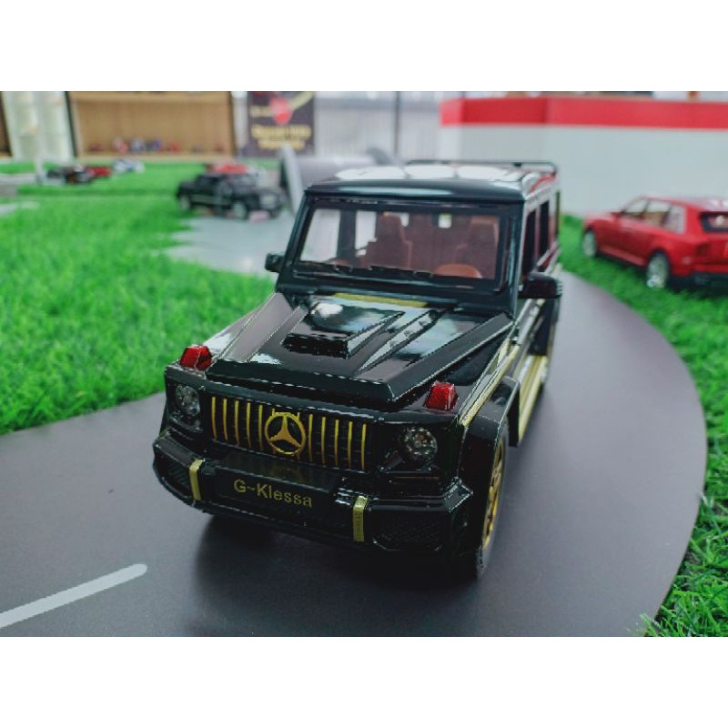 Mercedes G63 V12 1:18 CZ