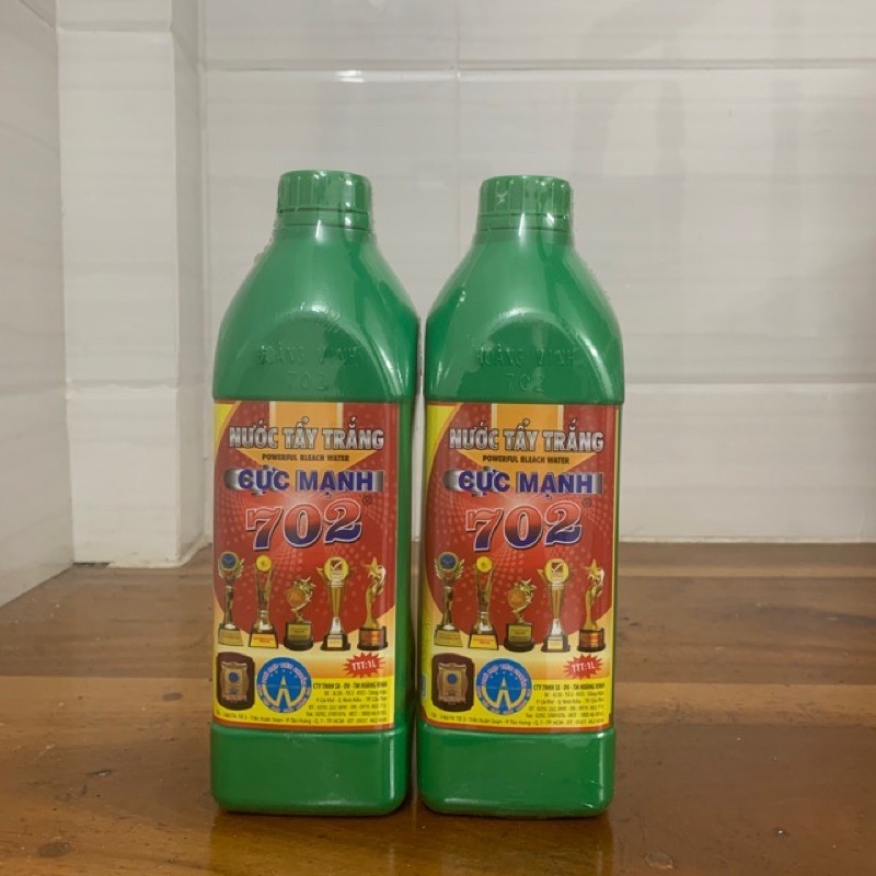 Nước tẩy trắng cực mạnh 702 - chai 500ml-1lit (vệ sinh lốc máy, đầu bò xe máy,..)