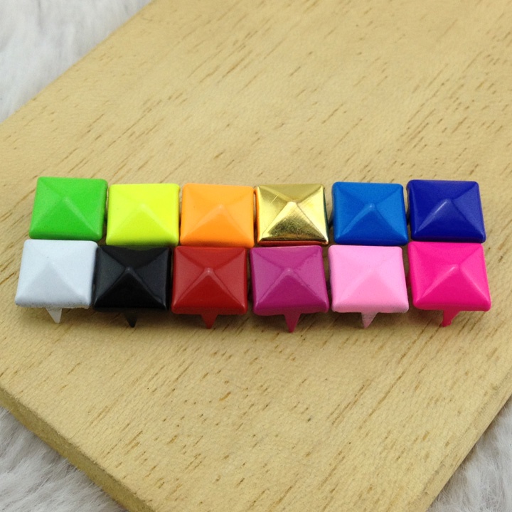 Bộ 100 Đinh Tán Kim Loại 9mm Nhiều Màu Sắc