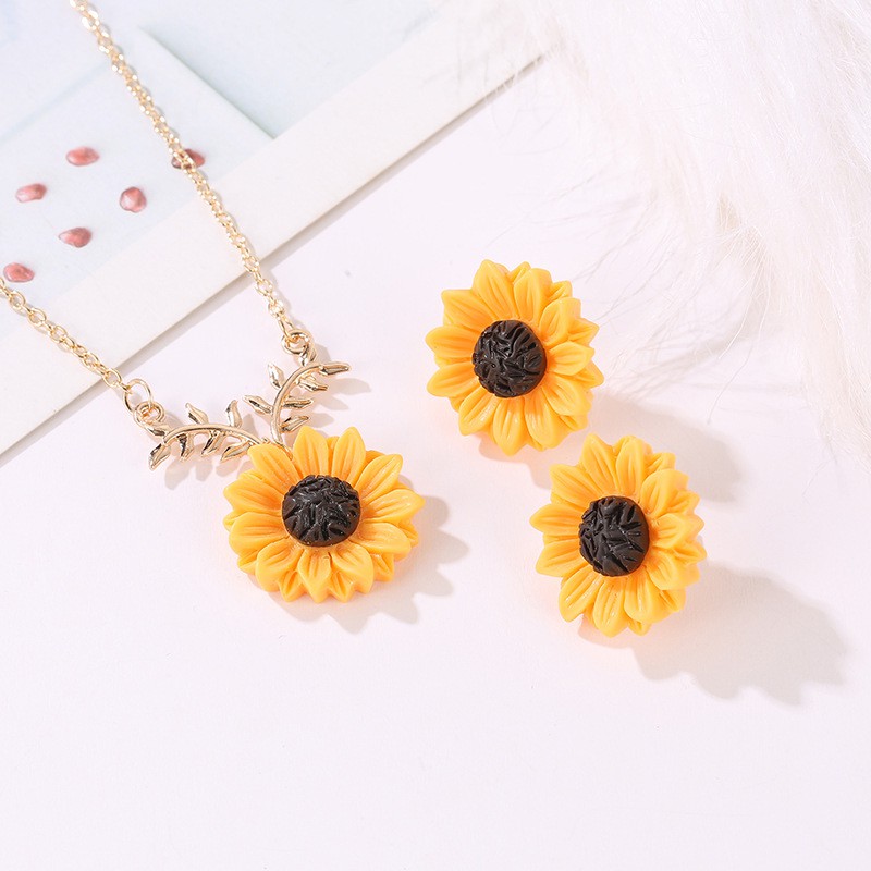 Charm Set Of Sunflower Necklaces And Earrings With Pearls