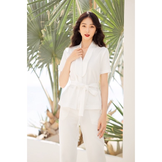 Áo clothesrack cổ sam có tay sammie