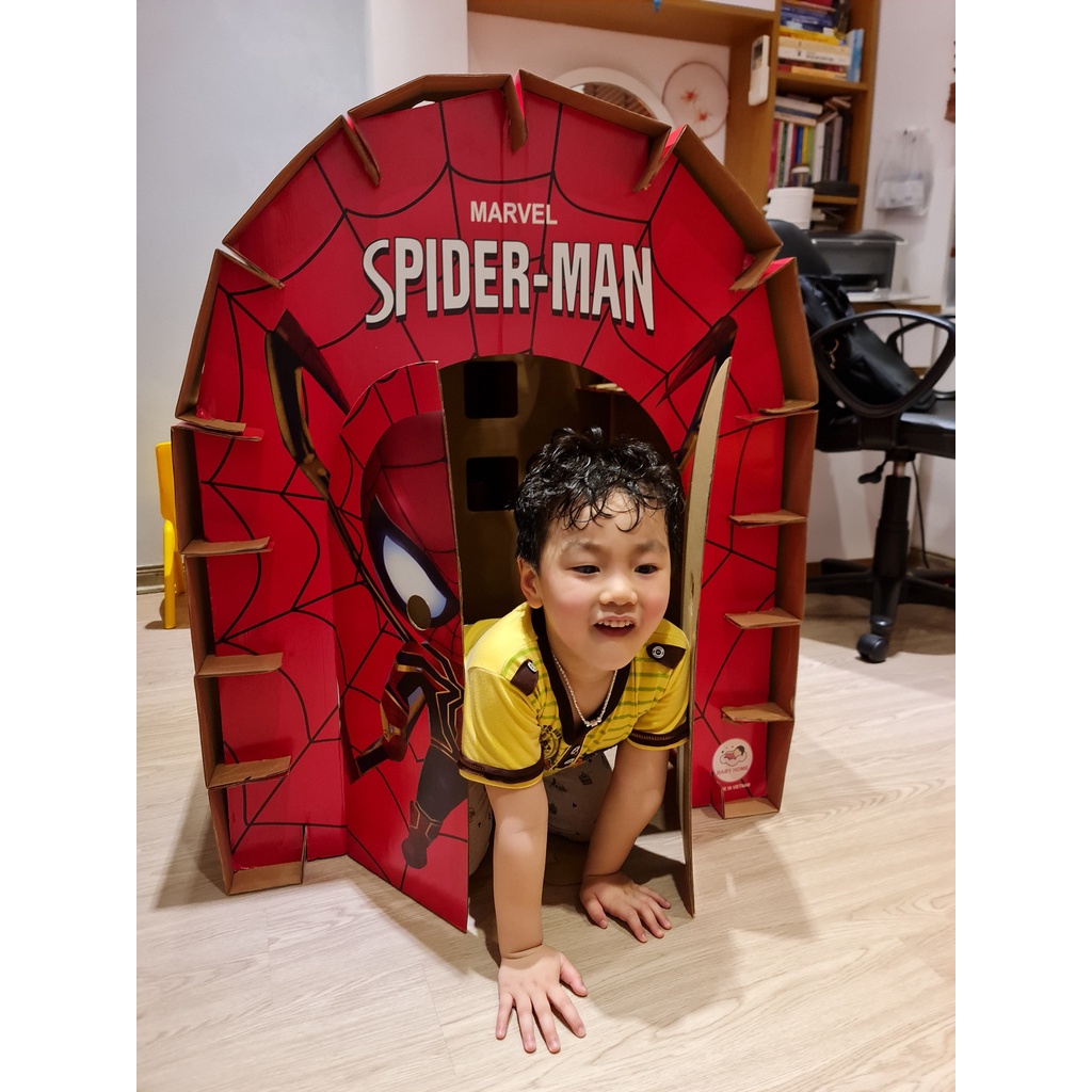 Nhà bìa carton hình người nhện Spiderman