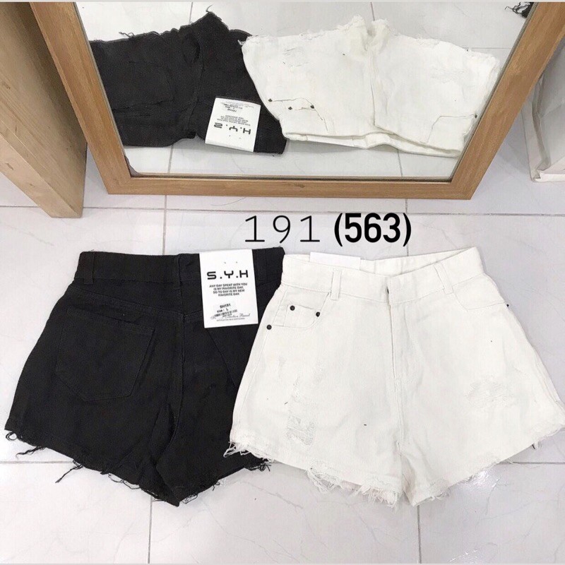 CÁC MẪU SHORT JEAN TRẮNG ĐEN