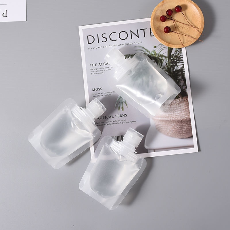 Túi Nắp Gập Trong Suốt Đựng Dầu Gội/Mỹ Phẩm Dung Tích 30ml /50ml /100ml