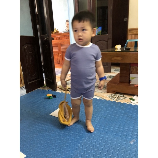 Bộ cộc tay viền  chất liệu thun tăm siêu mềm,siêu thoáng cho bé trai và bé gái