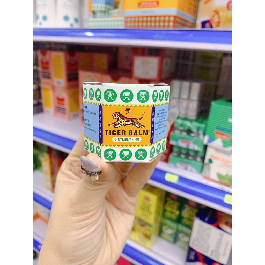 dầu cù là con hổ Tiger Balm