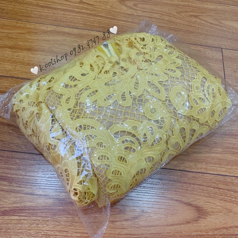 Thanh lý used-Váy xinh Amy Store auth size M