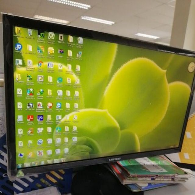 Màn hình máy tính bàn Samsung 21inch