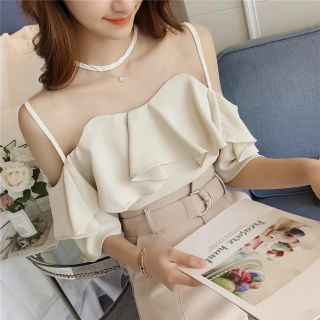 Áo trễ vai ren quảng châu