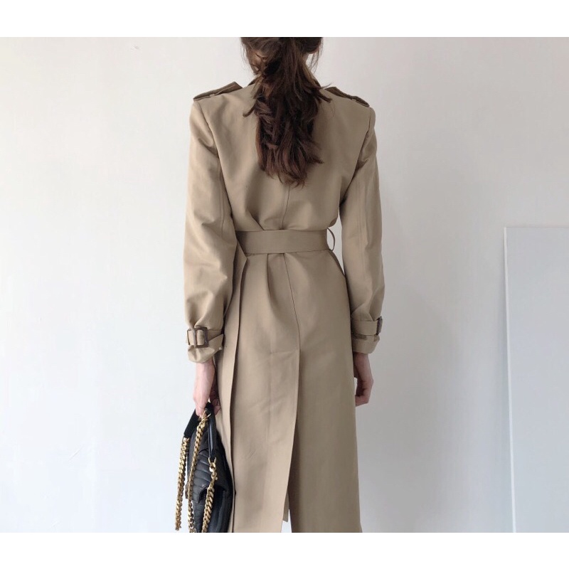 Áo khoác dáng dài khaki xẻ sau