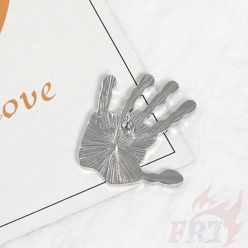 Ghim cài áo hình bàn tay thời trang