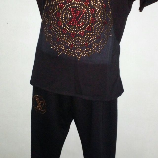Set bo cho khach