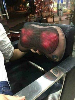Gối mat xa 8 bi