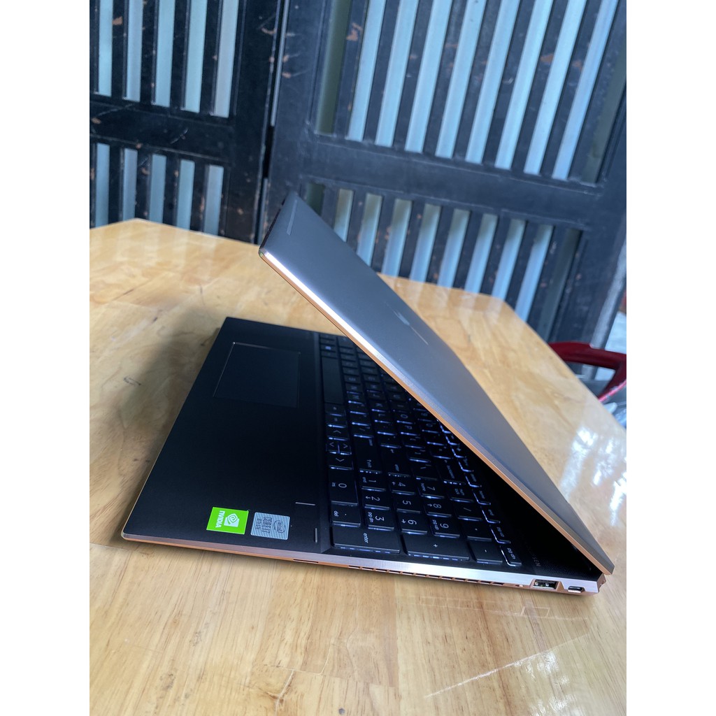 Laptop Hp Spectre 15 X360 Gem Cut, i7 – 10510u, 16G, 512G, MX250, 15,6in, 4K, touch, 99%, gi