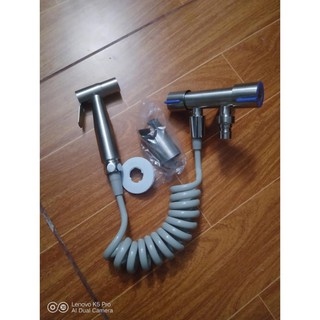 Bộ vòi xịt rửa đa năng gồm van xả 2 cổng điều khiển riêng biệt, dây dẫn nước dạng lò so, vòi tay 2 chế độ (inox)