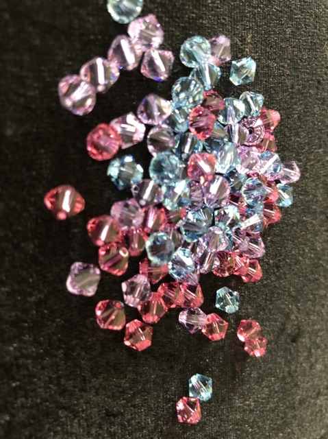 Combo 20 Hạt Pha Lê Nón 4 Ly Pha Lê Áo