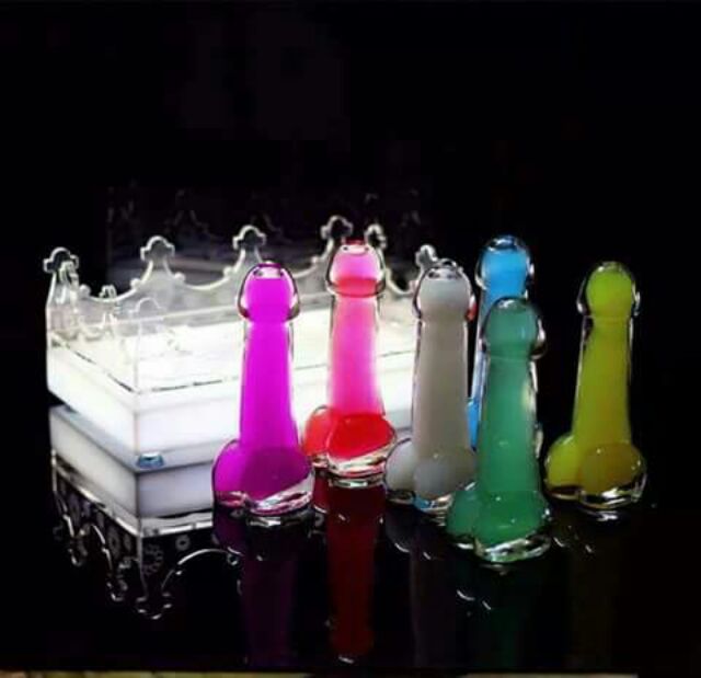 Ly  độc lạ  ORDER