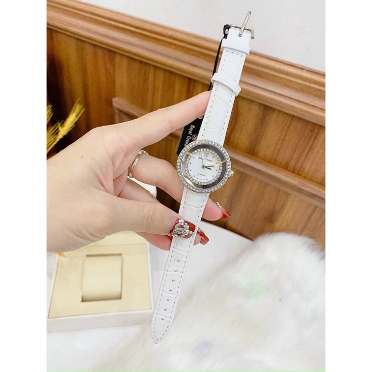 Đồng hồ nữ ROYAL CROW dây da mặt đính đá thời thượng hot trend thời trang giới trẻ, chống nước , bảo hành 12 tháng