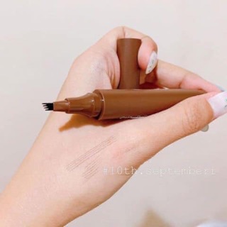 BÚT PHẨY SỢI LÔNG MÀY 4D CATHY DOLL NEWWW