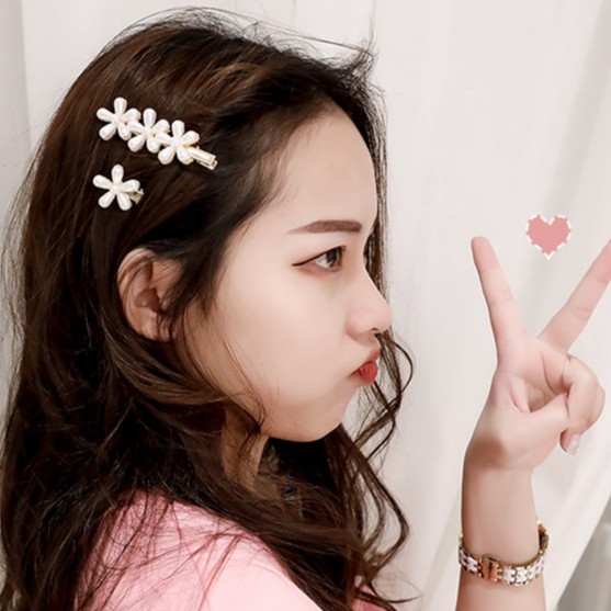 Kẹp Tóc Hình Hoa Đính Ngọc Trai Xinh Xắn Cho Nữ B460