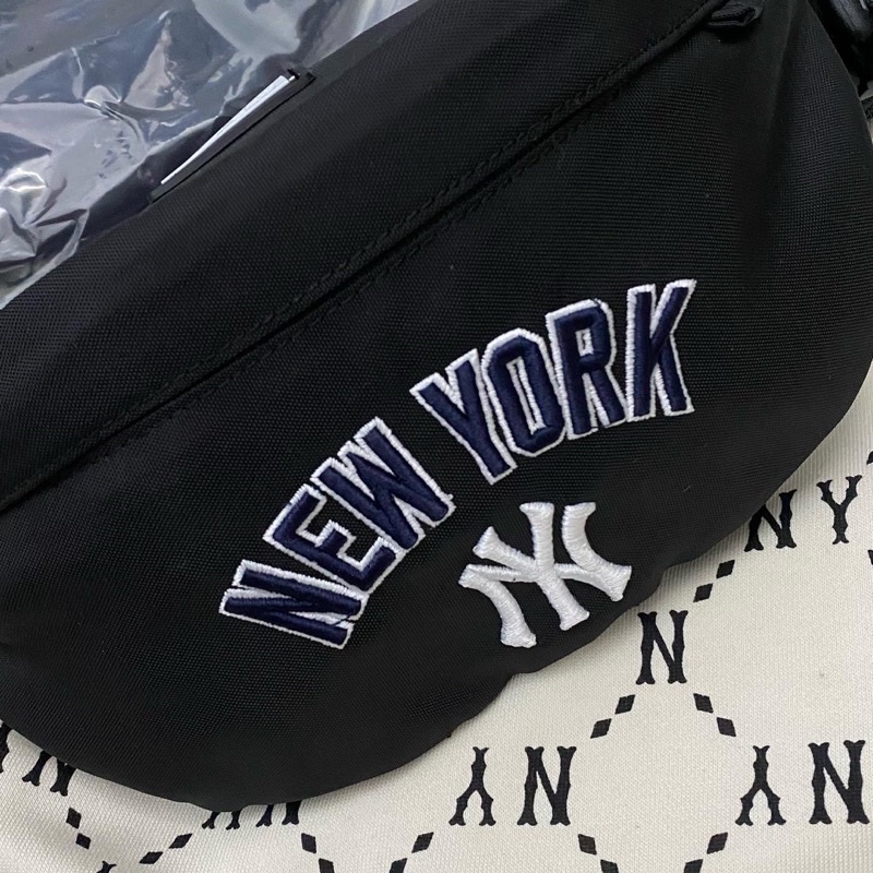 Túi bao tử New Era