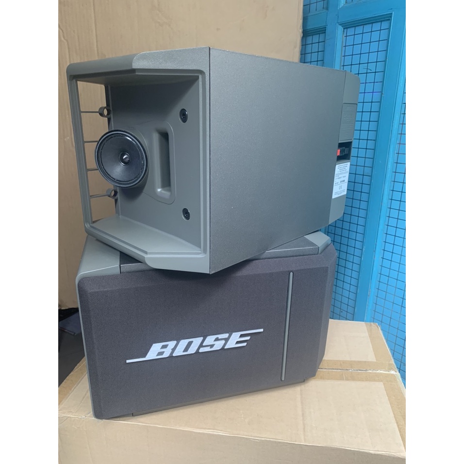 Loa treo tường Bose 301 series 4